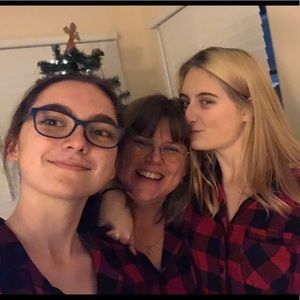 Meet your Posher, Denise